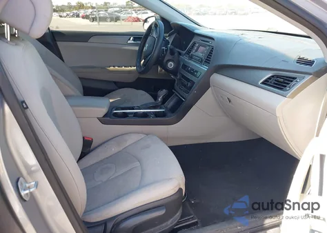 2015 Hyundai Sonata Se z USA, uszkodzony, nr VIN 5NPE24AF7FH070214